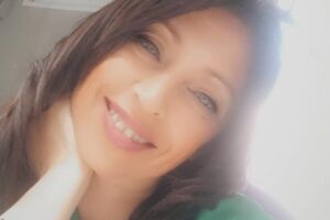 È Rosa Lebano la prima a vaccinarsi al San Leonardo di Castellammare: è infermiera in prima linea