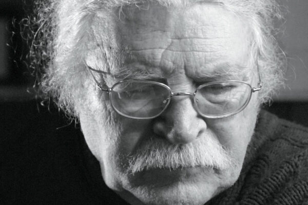 Intervista a Vincenzo Sparagna: “Fumetti, viaggi, rivoluzione… e sono ancora vivo”