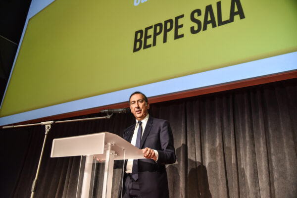 Beppe Sala si ricandiderà a sindaco di Milano: “Fiero di aver guidato la città”