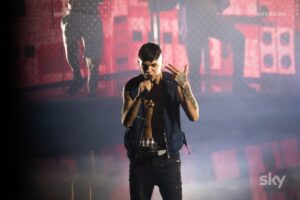 Chi è Blind, il cantante finalista di X Factor 2020 Chi è Blind, il cantante finalista di X Factor 2020