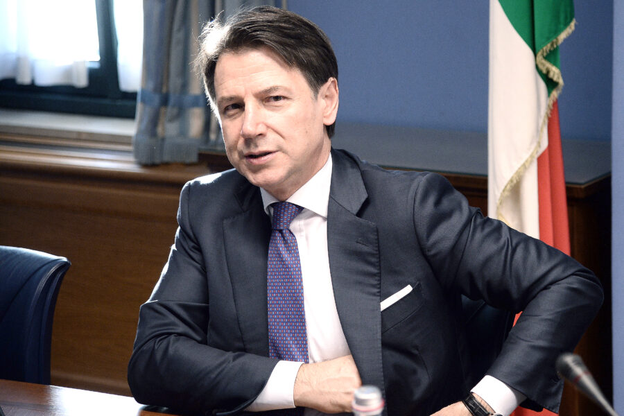 Questo governo non è legittimo e Conte è inadeguato