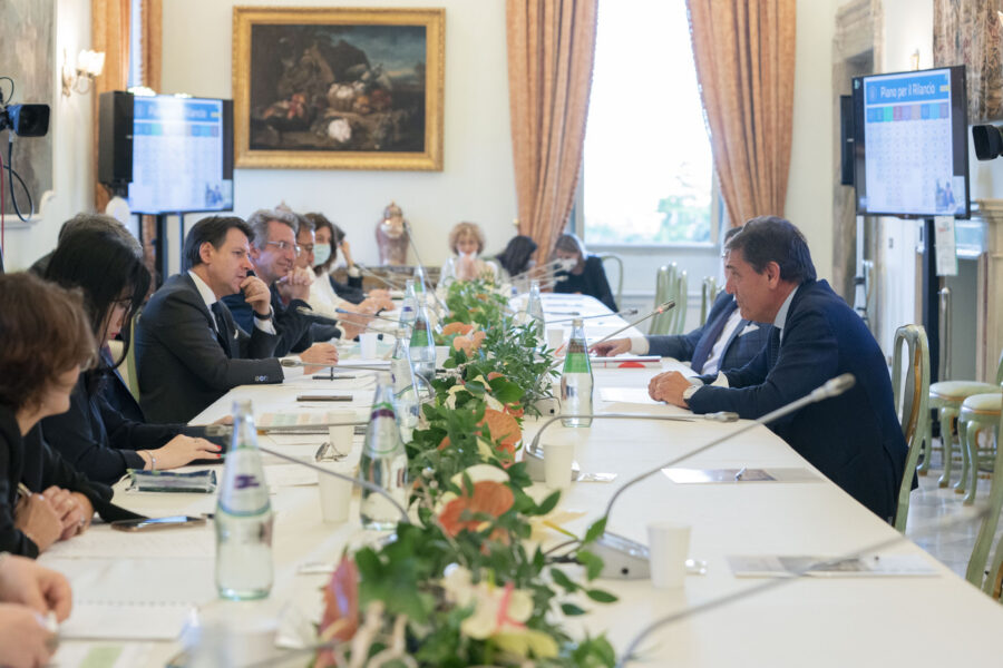 “Italiani furbetti”, ma il vero furbo è chi ci governa…