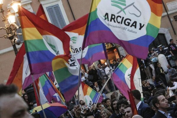 Casa dell’accoglienza LGTB a Napoli, soddisfazione di Arcigay: “Grandissimo risultato”
