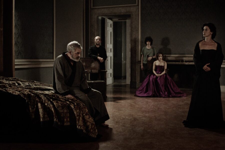 Il Teatro Stabile d’Innovazione Galleria Toledo mette online tre produzioni originali per le feste di Natale