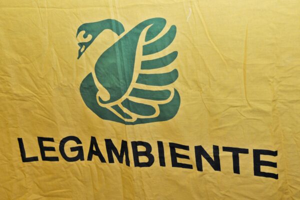 Foto LaPresse
01-08-2013 Roma
Cronaca
La Goletta Verde di Legambiente presenta i dati del monitoraggio delle acque nel Lazio e il bilancio della tappa regionale dell’imbarcazione ambientalista. Intervengono: Lorenzo Parlati, presidente Legambiente Lazio; Roberto Scacchi, direttore Legambiente Lazio; Stefano Ciafani, vicepresidente Legambiente; Cristiana Avenali, consigliere Regione Lazio; Fabio Refrigeri, assessore all’ambiente della Regione Lazio. Legambiente Lazio, via Regina Margherita 157