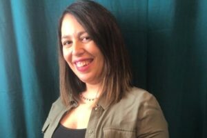 “Io non sono la mia malattia”, storia di Martina che ha vinto contro l’artrite: ora aspetta un bambino