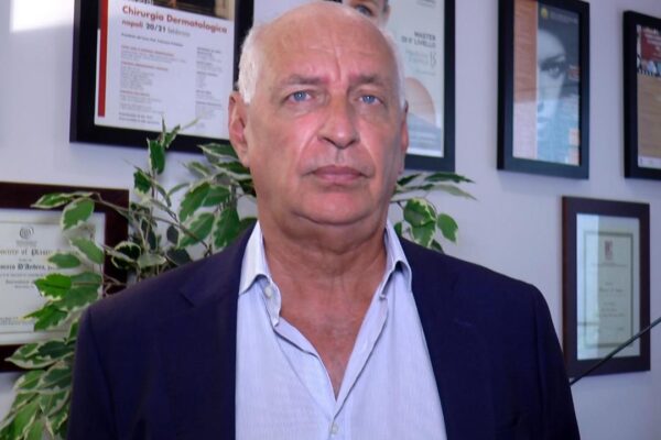 Medicina e chirurgia, poche regole nella libera professione: “Il Ministero renda obbligatorio il titolo di specialista”