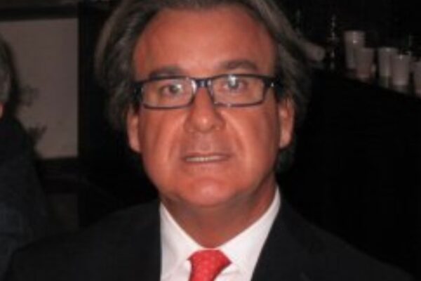 È napoletano il numero uno dell’associazione otorinolaringologi: Giuseppe Tortoriello, il medico che dà la voce ai pazienti