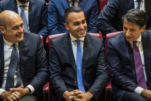 Conte prende tempo, il rimpasto di governo slitta a gennaio