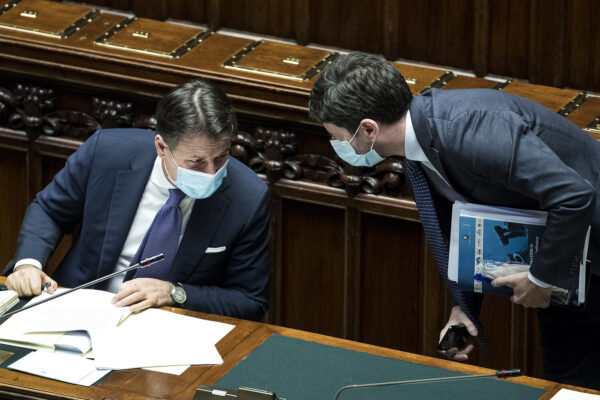 Foto Roberto Monaldo / LaPresse
02-11-2020 Roma
Politica
Camera dei Deputati – Comunicazioni del Presidente del Consiglio Giuseppe Conte sull’emergenza Covid-19
Nella foto Giuseppe Conte, Roberto Speranza

Photo Roberto Monaldo / LaPresse 
02-11-2020 Rome (Italy) 
Chamber of Deputies – Communications from Prime Minister Giuseppe Conte on the Covid-19 emergency
In the pic Giuseppe Conte, Roberto Speranza