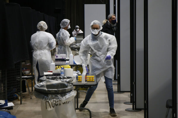 Il Lazio blocca i voli dall’India: stop ai collegamenti per Fiumicino