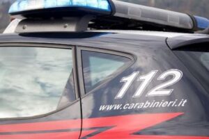 Chirurgo 51enne trovato senza vita in una stanza d’albergo: disposta autopsia