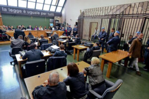 “Gli avvocati difendono i diritti, Borrelli ci chieda scusa”, parla Marco Campora