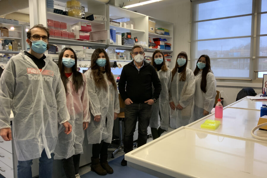 Il virus dell’Herpes per generare farmaci contro il cancro, la scoperta al Ceinge di Napoli