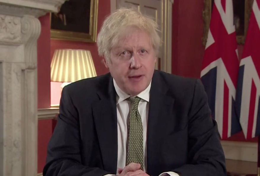 Boom di contagi in Gran Bretagna, Johnson annuncia terzo lockdown: “State a casa”