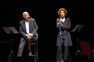 ©Claudio Leone/Lapresse
23-09-2004 Roma Italia
Spettacolo
festa per i 70 anni di Gino Paoli e Ornella Vanoni all’Auditorium
Nella foto: Gino Paoli e Ornella Vanoni