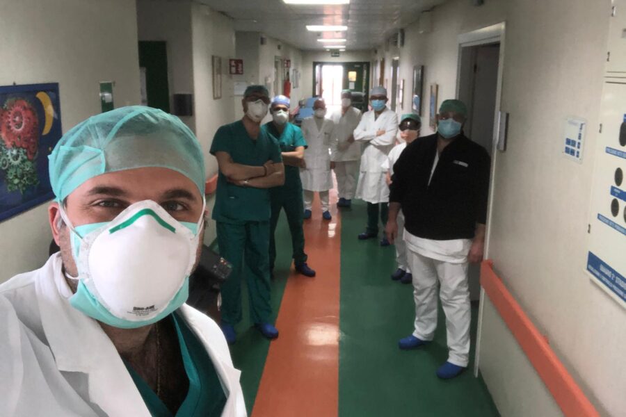 Intervento eccezionale al Pascale su 53enne: “È la prima volta al mondo, avrà una vita normale”