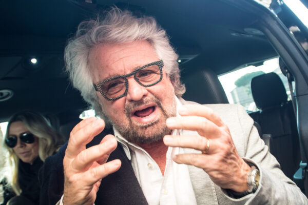 Foto Valerio Portelli/LaPresse
20-02-2019 Roma, Italia
Beppe Grillo a Roma
Cronaca
Nella foto: Beppe Grillo

Photo Valerio Portelli/LaPresse
20 February 2019 Rome, Italy
Beppe Grillo in Rome
News
In the pic: Beppe Grillo