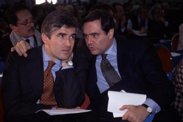 Foto Scrobogna/LaPresseAnni ’90 (Italia)Politica – storico Pier Ferdinando CasiniNella foto: Pier Ferdinando Casini e Mastella.