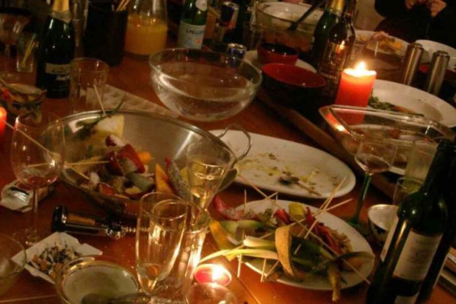 Festa di compleanno ‘abusiva’, è allerta focolaio con test a tappeto: avviata indagine