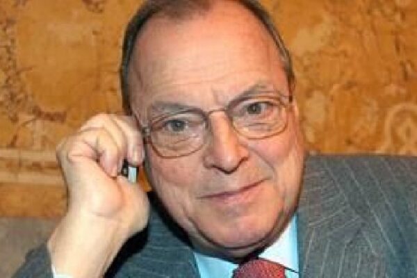 Morto Marco Formentini, l’ex sindaco leghista di Milano: fu il primo votato direttamente dai cittadini Morto Marco Formentini, l’ex sindaco leghista di Milano: fu il primo votato direttamente dai cittadini