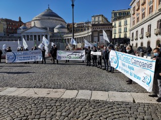 L’allarme di Confesercenti e Federnoleggio: “550 milioni bruciati in un anno, mille aziende e 8mila posti di lavoro a rischio”