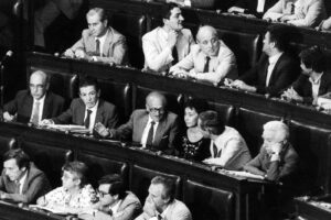 Alessandro Natta, successore di Berlinguer e fatto fuori dalla congiura di Occhetto e D’Alema Alessandro Natta, successore di Berlinguer e fatto fuori dalla congiura di Occhetto e D’Alema