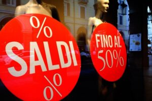 Saldi estivi 2021, al via il 3 luglio a Roma e nel Lazio