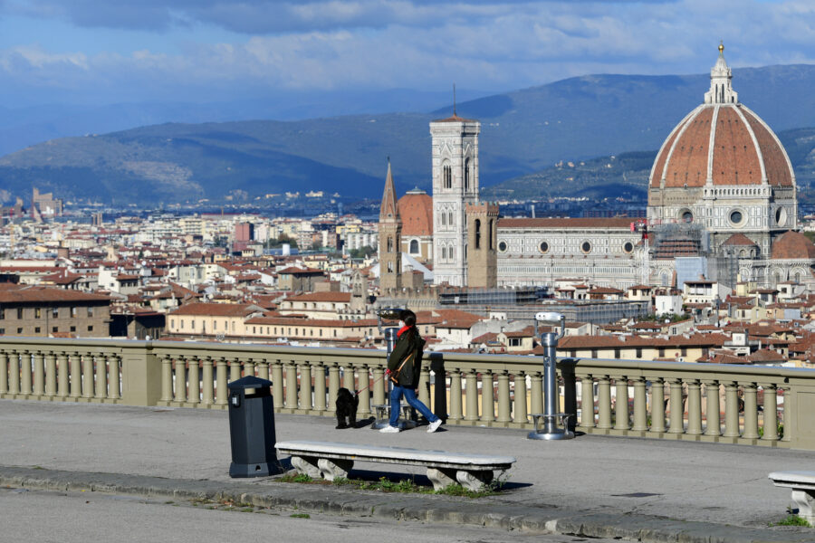 Colori delle regioni, Toscana e altre tre verso il passaggio in arancione: Rt nazionale sale a 0,95