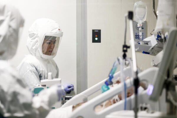 Coronavirus, superate le 95mila vittime in Italia: 15mila casi e 348 morti in 24 ore