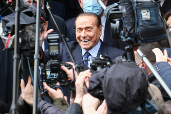 Foto Mauro Scrobogna /LaPresse
09-02-2021 Roma, Italia
Politica
Consultazioni Camera Deputati
Nella foto: Silvio Berlusconi arriva alla Camera

Photo Mauro Scrobogna /LaPresse
February 09, 2021  Rome, Italy
Politics
Chamber of Deputies consultations
In the photo: Silvio Berlusconi arrives in the Chamber