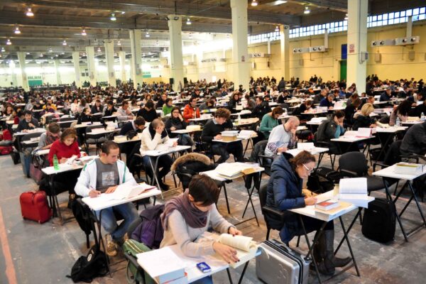 Esame di maturità, cosa va scritto nel curriculum: la novità che fa discutere