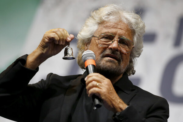 “M5S ha distrutto la Rai ma Beppe Grillo parla di riforma invece di chiedere scusa”, l’accusa di Anzaldi