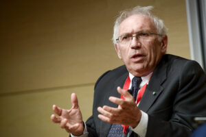 Foto LaPresse/Nicolò Campo 
29/09/2018 Torino (Italia) 
Cronaca
Convegno nazionale Cavalieri del Lavoro ‘La rivoluzione digitale’
nella foto: Patrizio Bianchi

Photo LaPresse/Nicolò Campo 
September 29, 2018 Turin (Italy)
News
Knights of Work National Convention ‘The digital revolution’
in the picture: Patrizio Bianchi