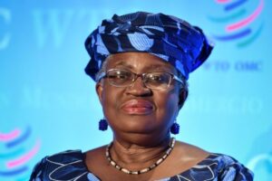 Chi è Ngozi Okonjo-Iweala, la prima donna a capo del WTO