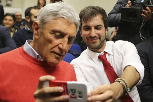 Pd, tra Bassolino e Sarracino va in onda lo scontro generazionale