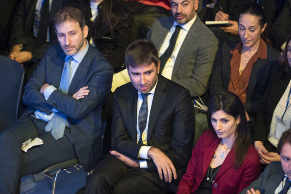 Dibba agita il Movimento 5 Stelle, Casaleggio evoca la scissione: “Rischiamo di perdere chi ha detto no a Draghi”