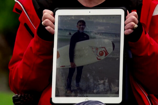 Ragazzo si sveglia dal coma ignaro del Covid-19