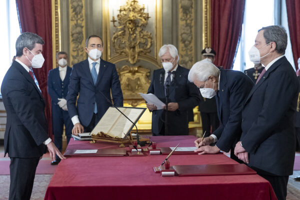 Draghi, primi screzi con i ministri: “non gradita” la convocazione dei sindacati da Orlando