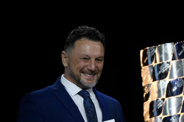 Morto Fausto Gresini, l’ex campione di motociclismo scomparso a 60 anni per Covid