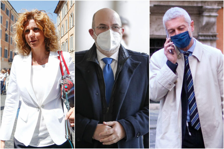 Psicodramma M5S, gli espulsi all’attacco: Lezzi punta al direttivo, via ai ricorsi