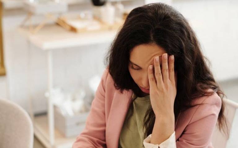 Long Covid: i quattro fattori di rischio, gli anticorpi e le due dosi di vaccino