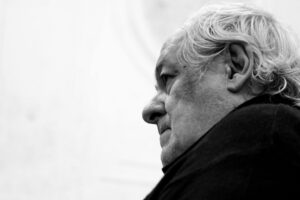 “Linea intera, linea spezzata”, vita segreta di un poeta “Linea intera, linea spezzata”, vita segreta di un poeta