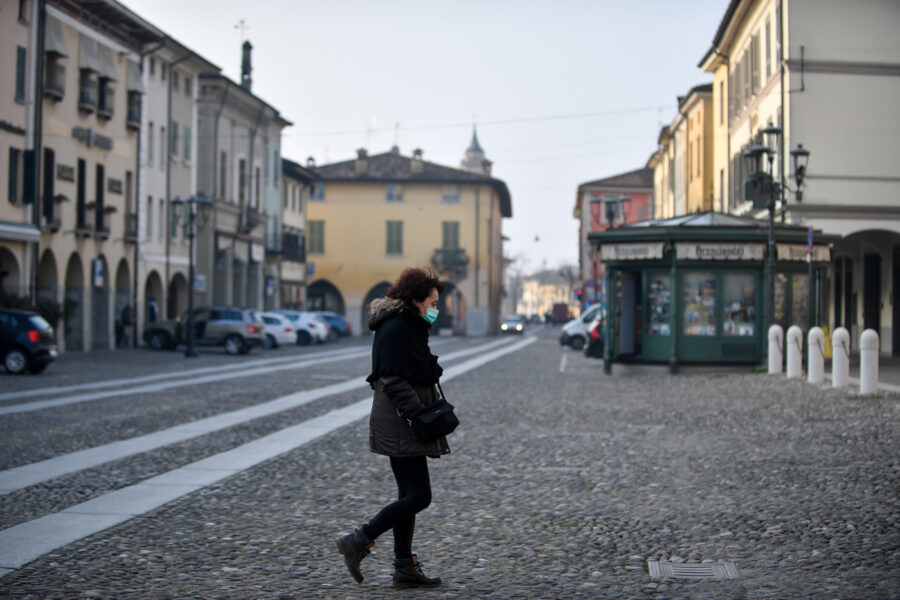 Provincia di Brescia in zona arancione ‘rafforzata’, per Bertolaso “siamo alla terza ondata Covid”