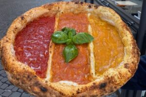Nasce la pizza “tricolore Covid”: rossa, arancione e gialla