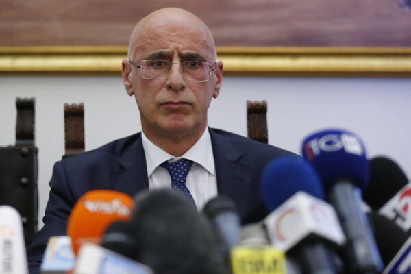 Storia della congiura che fece diventare Prestipino capo della Procura di Roma