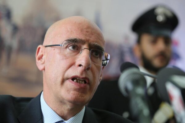 Foto Vincenzo Livieri – LaPresse 
12-04-2016 – Roma – Italia 
Cronaca
Conferenza stampa dei Carabinieri sull’operazione Sub Urbe nei confronti della famiglia Spada di Ostia. Nella foto Michele Prestipino
Photo Vincenzo Livieri – LaPresse 
12-04-2016 – Rome –  Italy
Carabinieri press conference about Sub Urbe operation against Spada family in Ostia