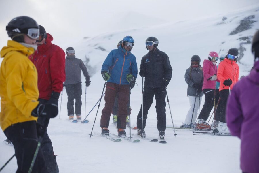 STRANDA, Norway  20160128.Crown Prince Haakon (in blue) is skiing on Strandafjellet (Stranda mountain).Foto: Cornelius Poppe / NTB scanpix LaPresse Only italyPrincipe Haakon di Norvegia sugli sci a Strandafjellet