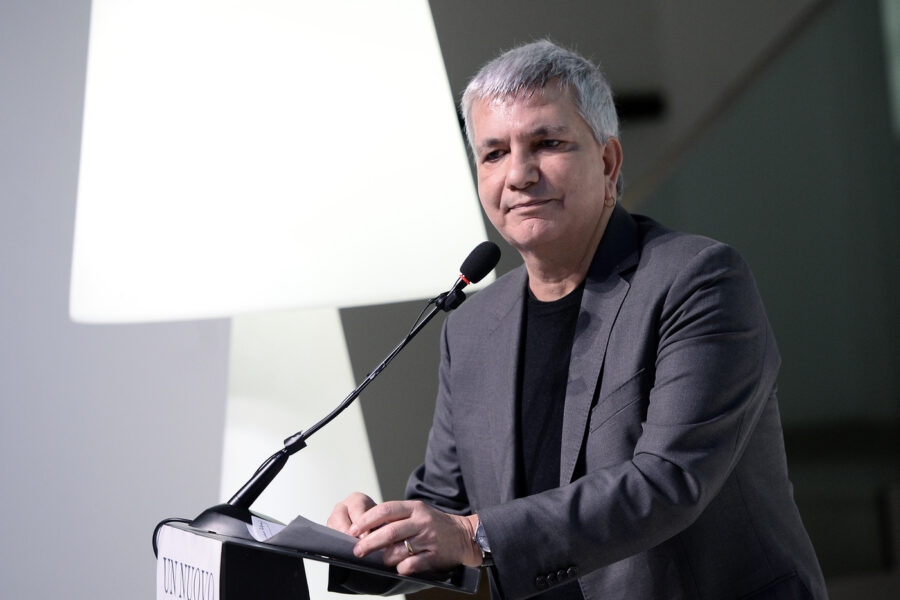 Processo Ilva, chiesti 5 anni per l’ex governatore Vendola: 25 anni per i fratelli Riva