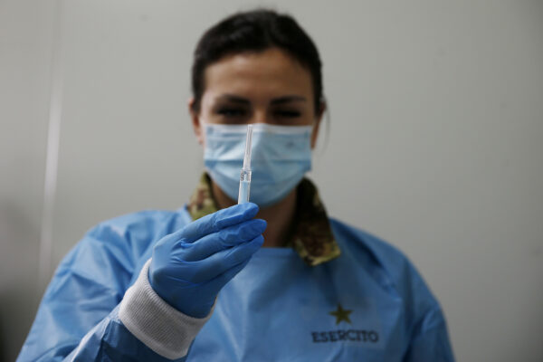 Foto Cecilia Fabiano/ LaPresse
23 febbraio 2021 Roma (Italia)
Cronaca :
Presidio vaccinale organizzato dall’Esercito nella città militare della Cecchignola
Nella foto : Preparazione del vaccino AstraZeneca
Photo Cecilia Fabiano/LaPresse
February 23 , 2021 Roma (Italy)
News :
Defense Vaccination Centre in the militar city of Cecchignola in Rome
In The Pic : AstraZeneca vaccine preparation Foto Cecilia Fabiano/ LaPresse
23 febbraio 2021 Roma (Italia)
Cronaca :
Presidio vaccinale organizzato dall’Esercito nella città militare della Cecchignola
Nella foto : Preparazione del vaccino AstraZeneca
Photo Cecilia Fabiano/LaPresse
February 23 , 2021 Roma (Italy)
News :
Defense Vaccination Centre in the militar city of Cecchignola in Rome
In The Pic : AstraZeneca vaccine preparation